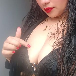 Model - Sarah Hills fetish