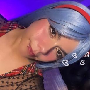 Model - Val and Maddie dildo