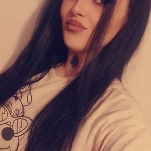 Model - FreyaParker SQUIRT