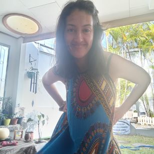 Model - JoyLovely LATIN