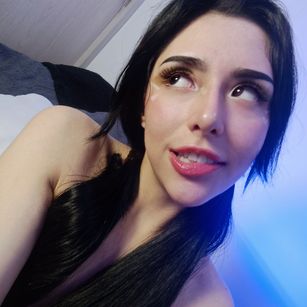 Model - Ariana Roux DeepThoat