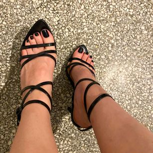 Model - Heidy Kung deepthroat