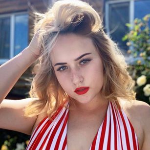 Model - irena_barr submissive