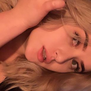 Model - irena_barr curvy