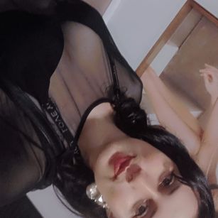 Model - Messy deepthroat asshole