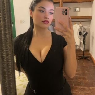 Model - VioletaCake porno