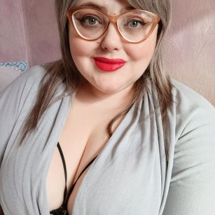 Model - Kira teacher