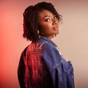 Model - KenndraJohnson masturbate