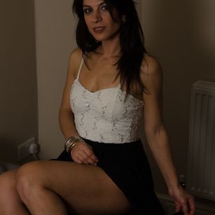 Model - Sarah Silver milf