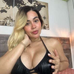 Model - DaniellaGarcia dance