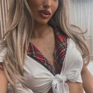 Model - Skyler Davis cuckold