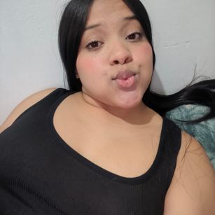 Model - Emily  Doux ass