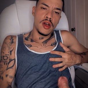 Model - MakyParker latin