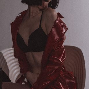 Model - TurnerSUE heels