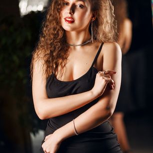 Model - ViolaBloom striptease