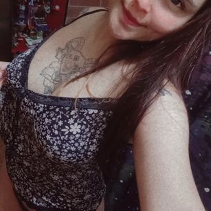 Model - Carolina_x obedient