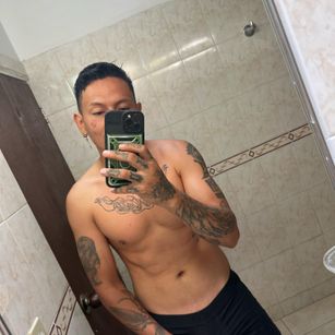 Model - Gojuo17 hair