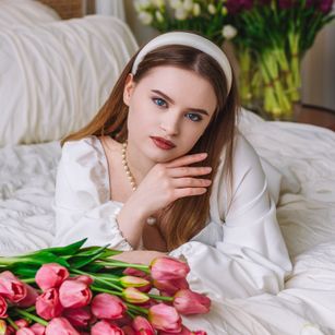 Model - SophiaDear sexy