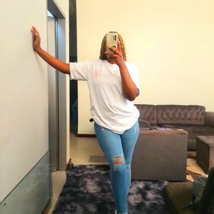 Model - Lenshy Daloh Ebony