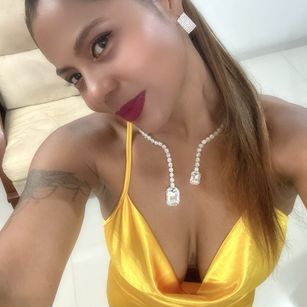 Model - Paullette juguetes