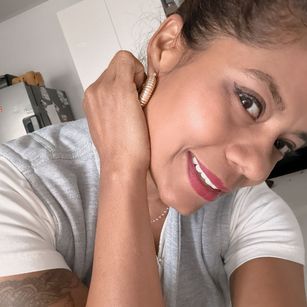 Model - Paullette lenceria