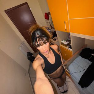 Model - LaDyosa99 ladyboy