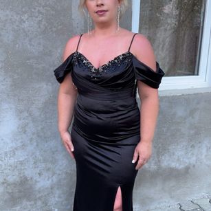 Model - LIsaAkiraxxx sloppy