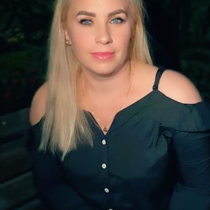 Model - LIsaAkiraxxx blowjob