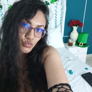 Model - VenusValmont joi