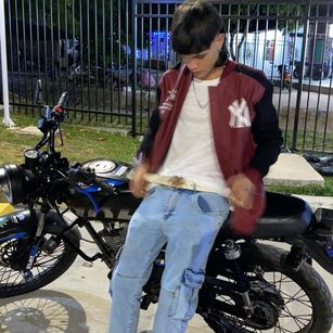 Model - master_777xxx showcum