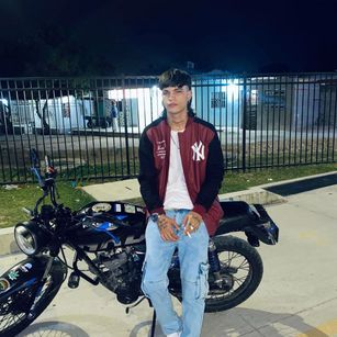 Model - master_777xxx bigdick