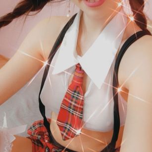 Model - Kitty Deepthroat