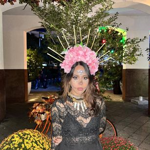 Model - LadyBlueLat PRETTY