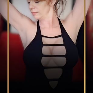 Model - CammiCams heels