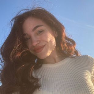 Model - Sofi_Lare tits