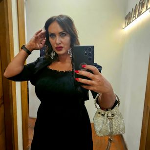 Model - Ava lux FANTASIES