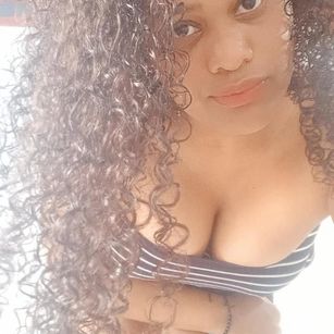 Model - Lena titsbig