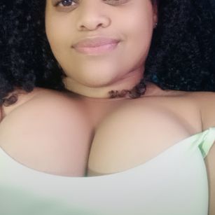 Model - Lena bbw