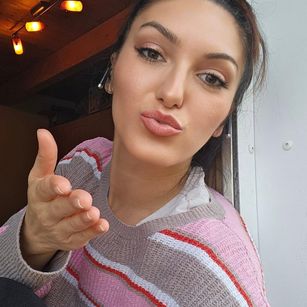 Model - LanaBanner toys