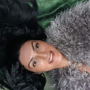 Model - LanaBanner stockings