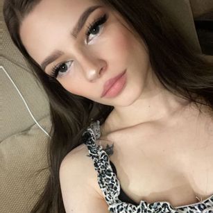 Model - Supergirlpower young