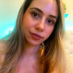 Model - Heidy Kung deepthroat