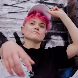 Model - Megan Coop3r bigclit