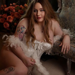 Model - Molli roleplay