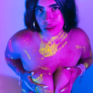 Model - Valen Rosse fetish