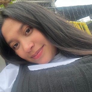 Model - Olivia Marquez petite