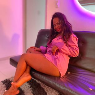 Model - KeylaJones bigass