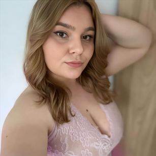 Model - Megantriss bigboobs