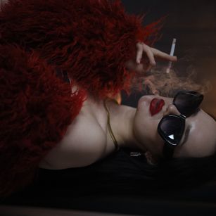 Model - Aliss Smith kinky