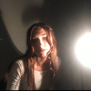 Model - Mel striptease